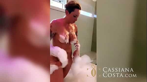 Anna Bell Onlyfans coche sexual filtrado gratis